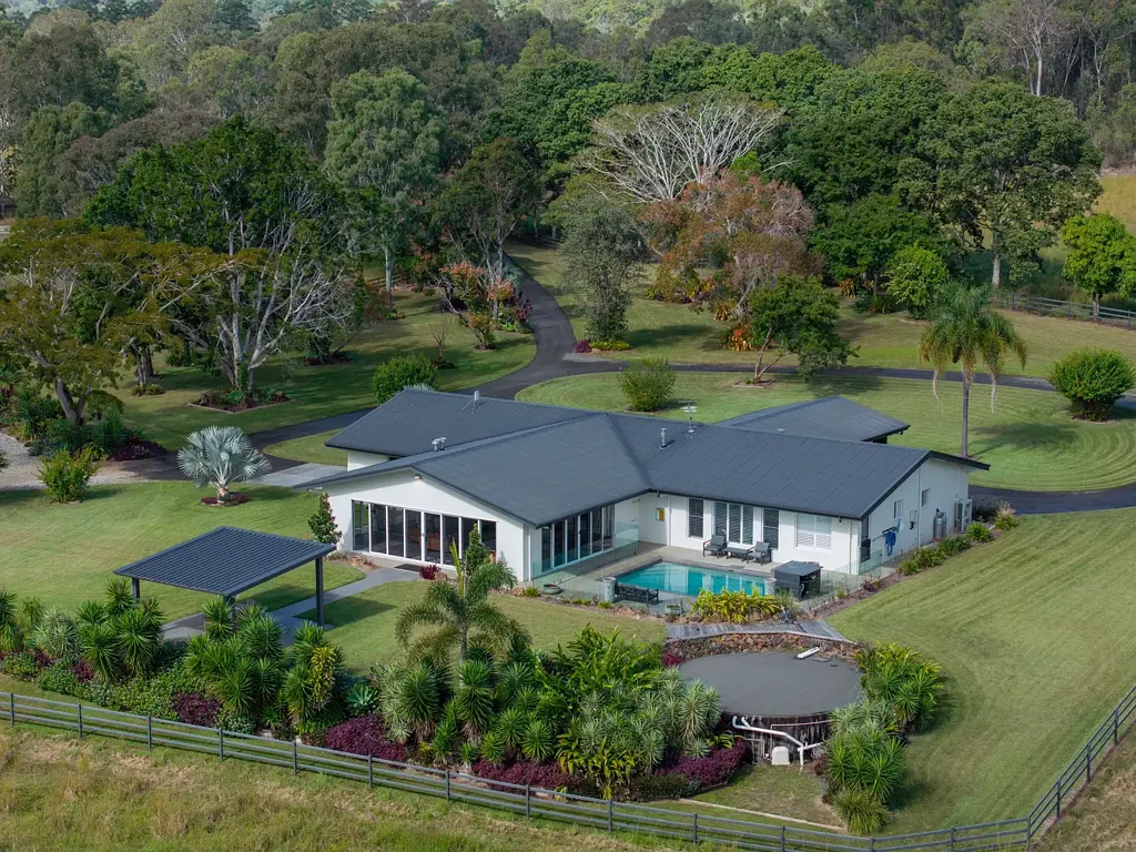 Gunalda  "Durham Station" Landmark Rural Estate in a Class of Its Own