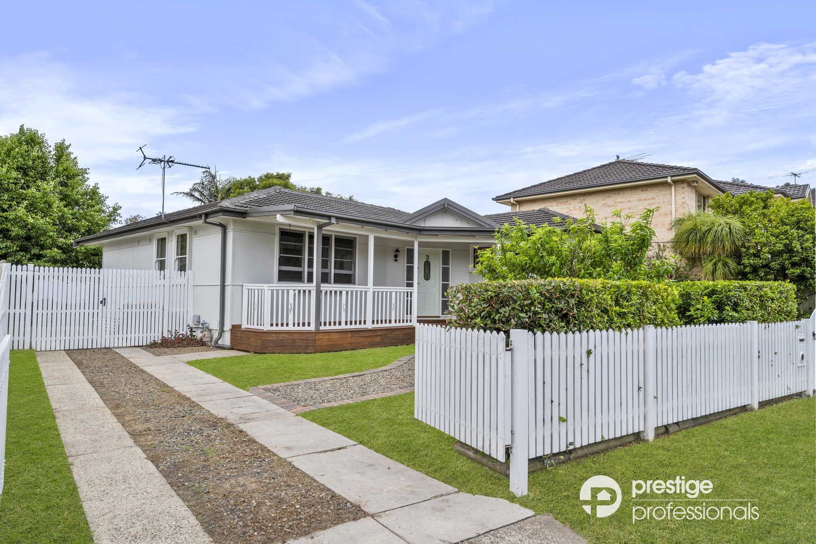 3 SANANANDA RD, HOLSWORTHY NSW 2173, 0 રૂમ, 0 બાથરૂમ, House