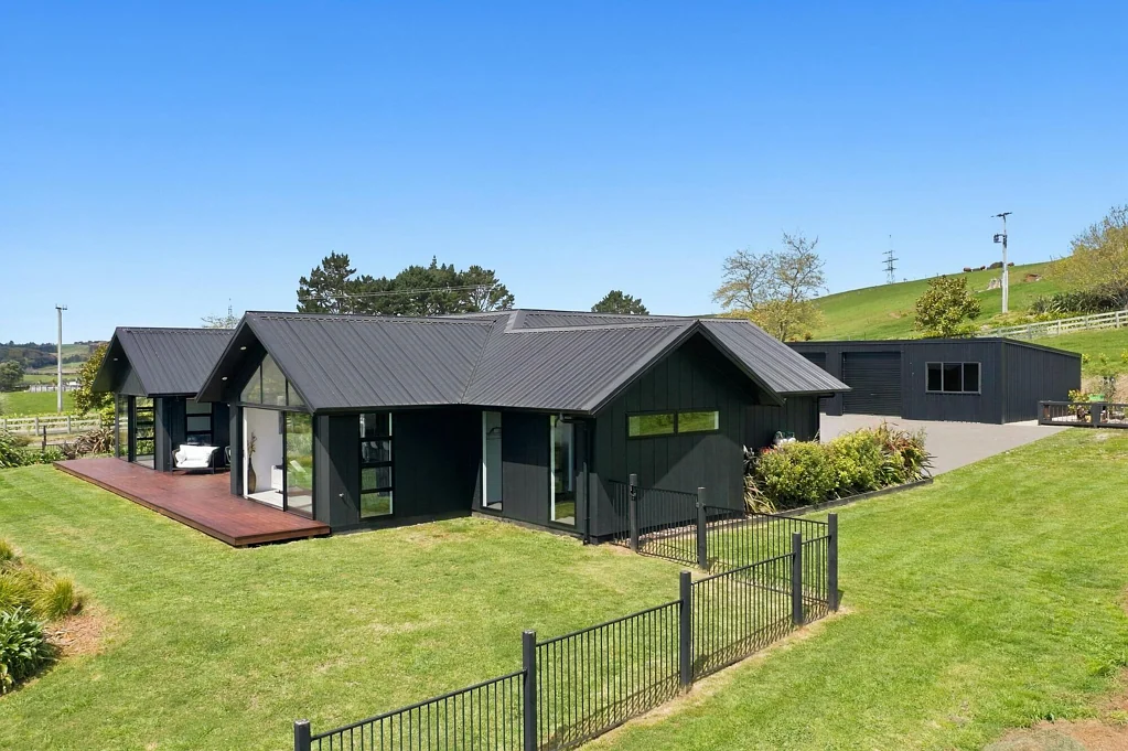 80 Clearview Road, Lepperton, New Plymouth, Taranaki