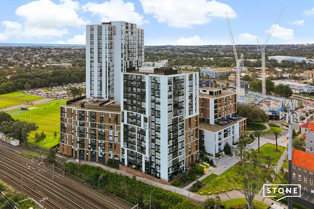 Stunning One Bedroom Apartment In Sought After Local