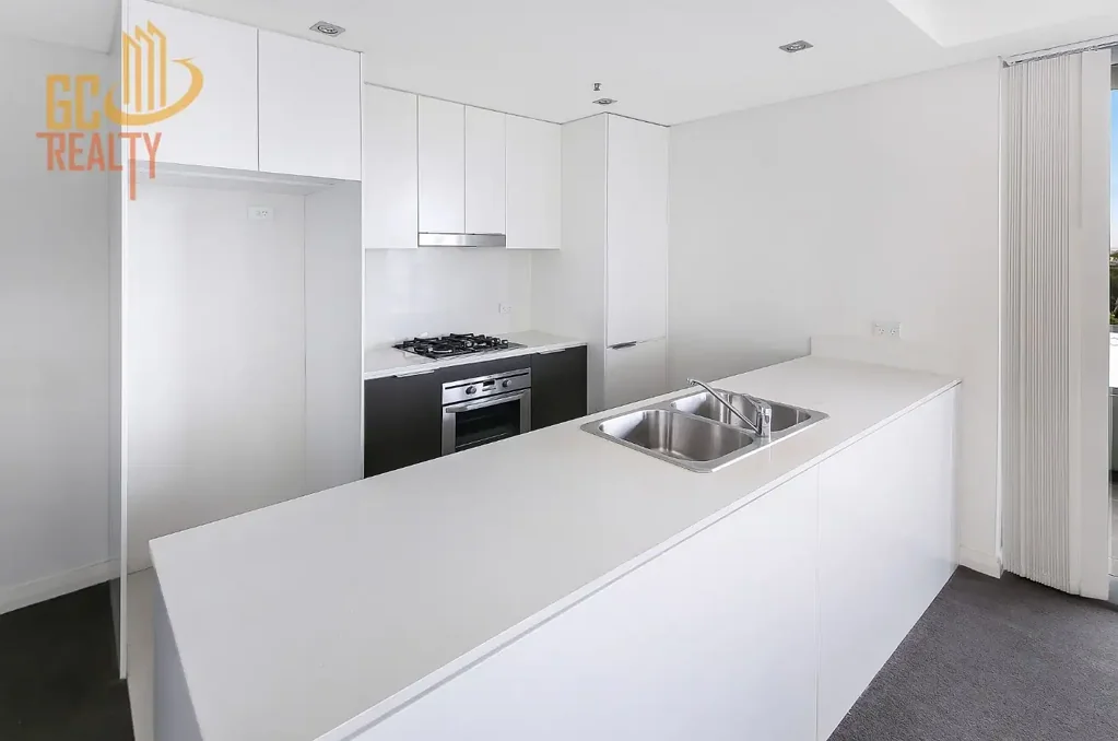 Brilliant 3 Bedrooms Apartment with panoramic view