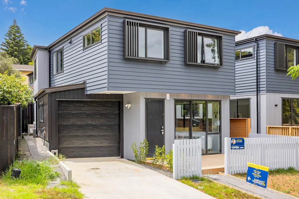 Near New Stand Alone Townhouse Living