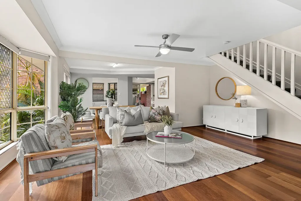 Yeerongpilly 3ਬੈੱਡਰੂਮ Stylish Living in a Prime Yeerongpilly Location