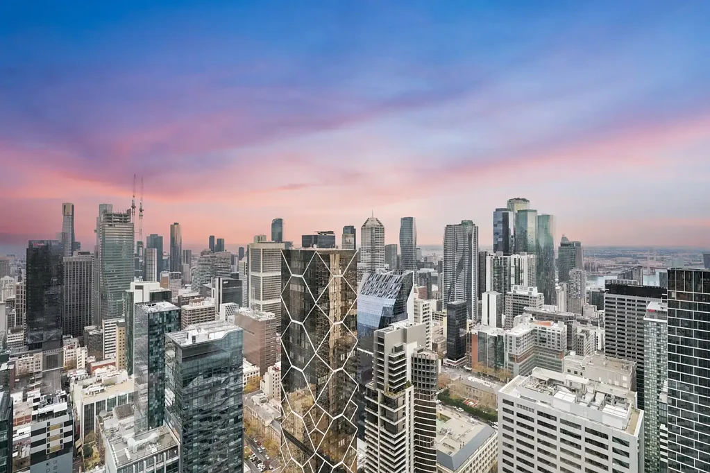 Melbourne 2침실 Prestigious EQ Tower Living with Breathtaking City Skyline Views