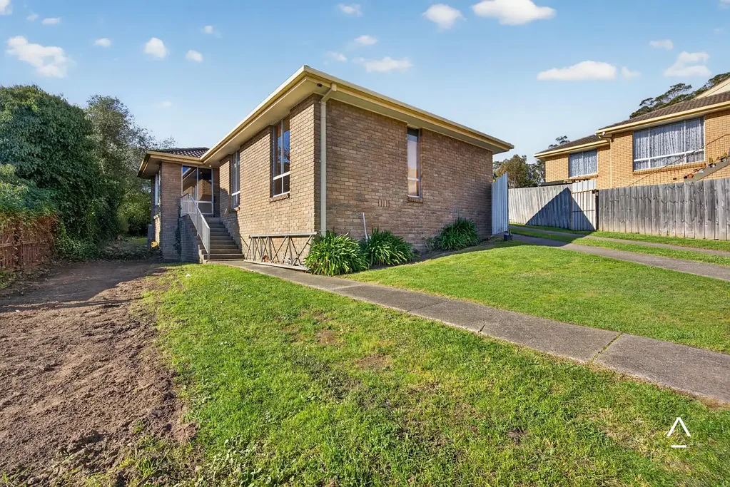 Comfortable Family Home in Quiet Rocherlea Cul-de-Sac