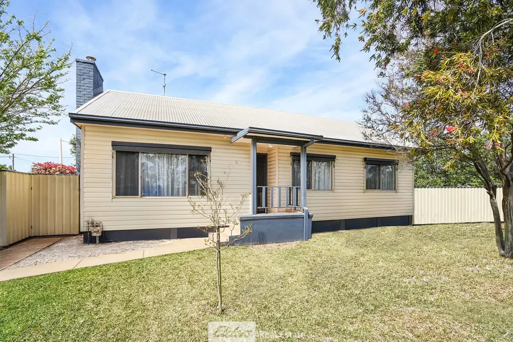 1 Groongal Avenue, Griffith, NSW 2680