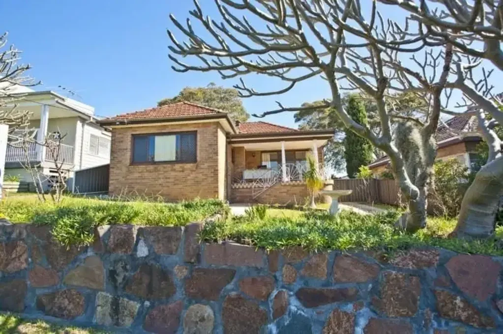Two Bedroom Home in Ideal Location!
