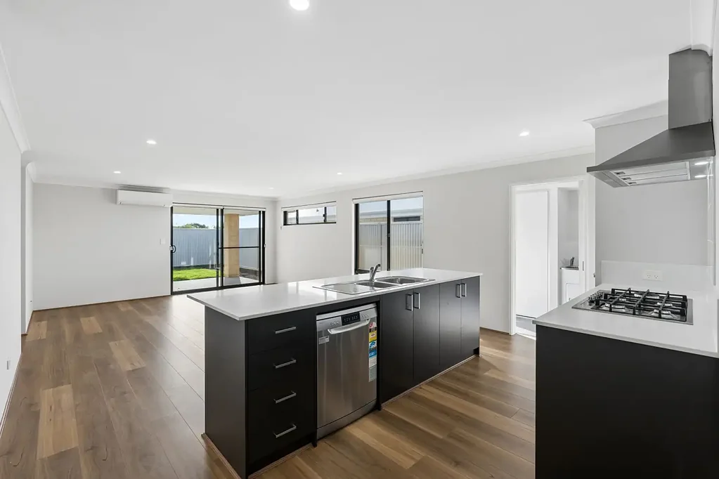 STUNNING BRAND NEW 4x2 HOME