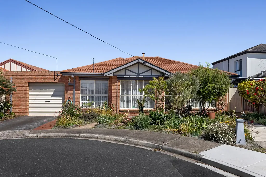 2A Wonganella Drive, Keilor East, VIC 3033