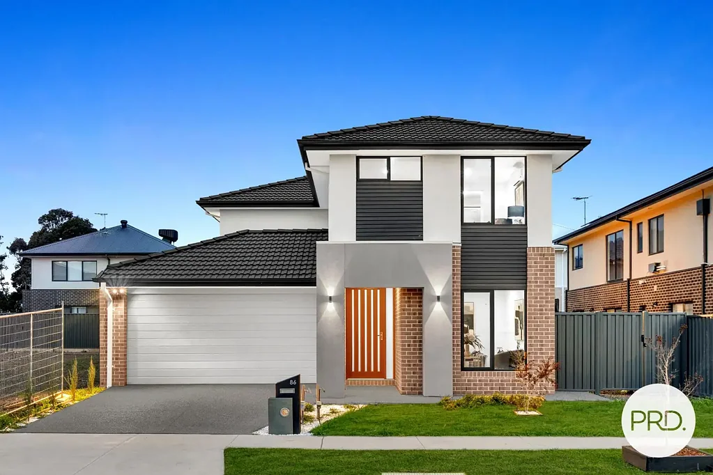 Berwick 4 Bedroom Urgent Sale! Brand New Luxury Home in Minta Estate - Must Be Sold!