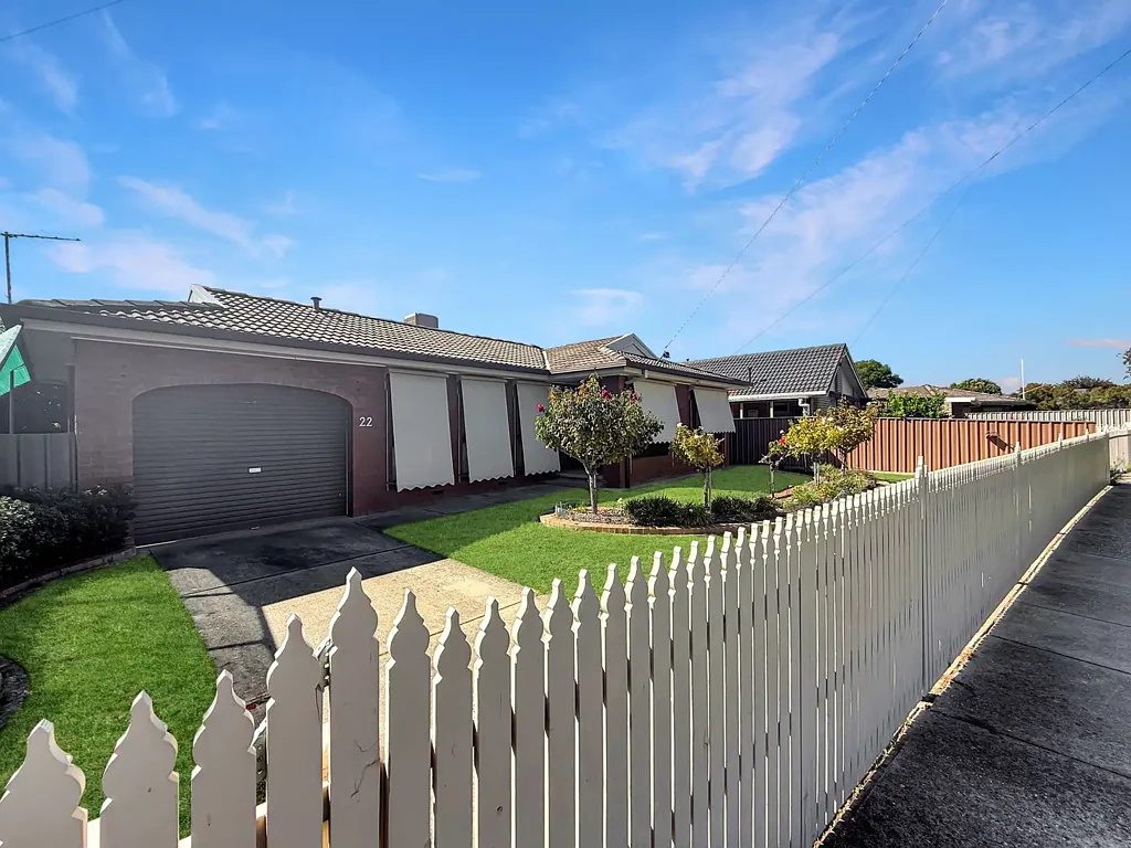 22 Mayfair Drive, West Wodonga, VIC 3690
