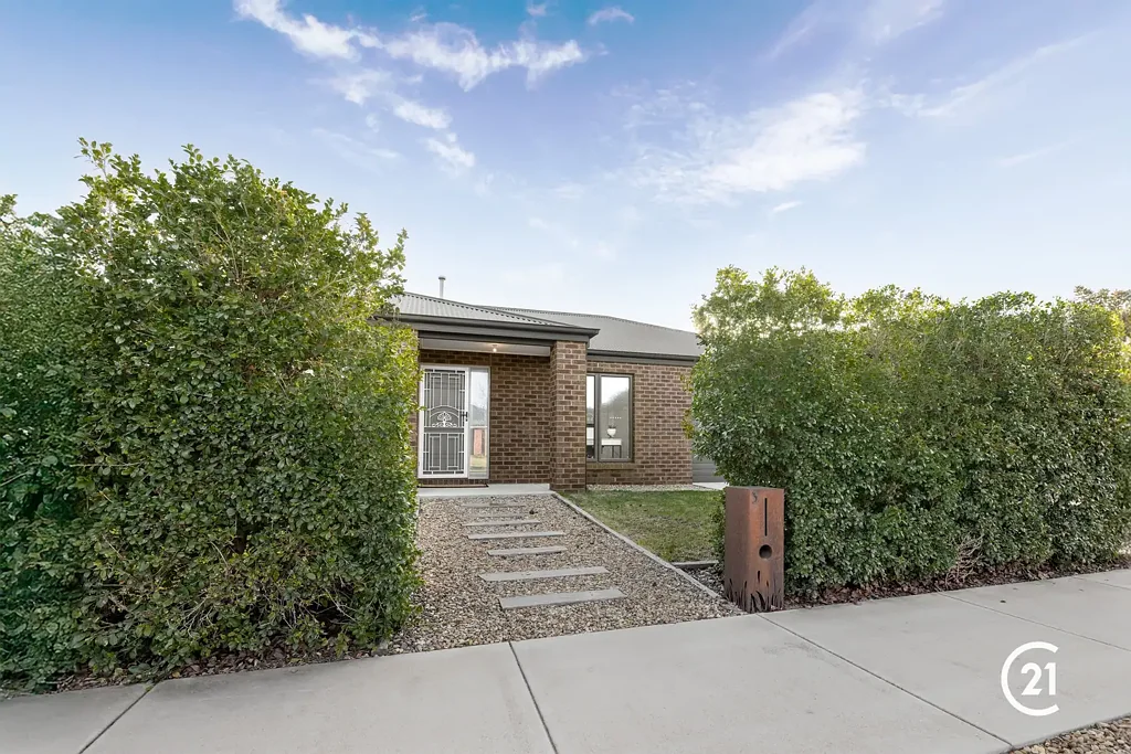 Echuca 4 Bedroom Clearly a Class Above on Cleary !