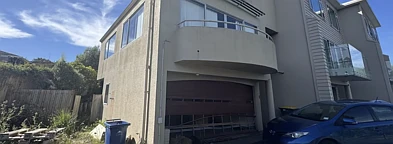 地税拖欠22万！奥克兰北岸荒宅强制拍卖，业主消失20年