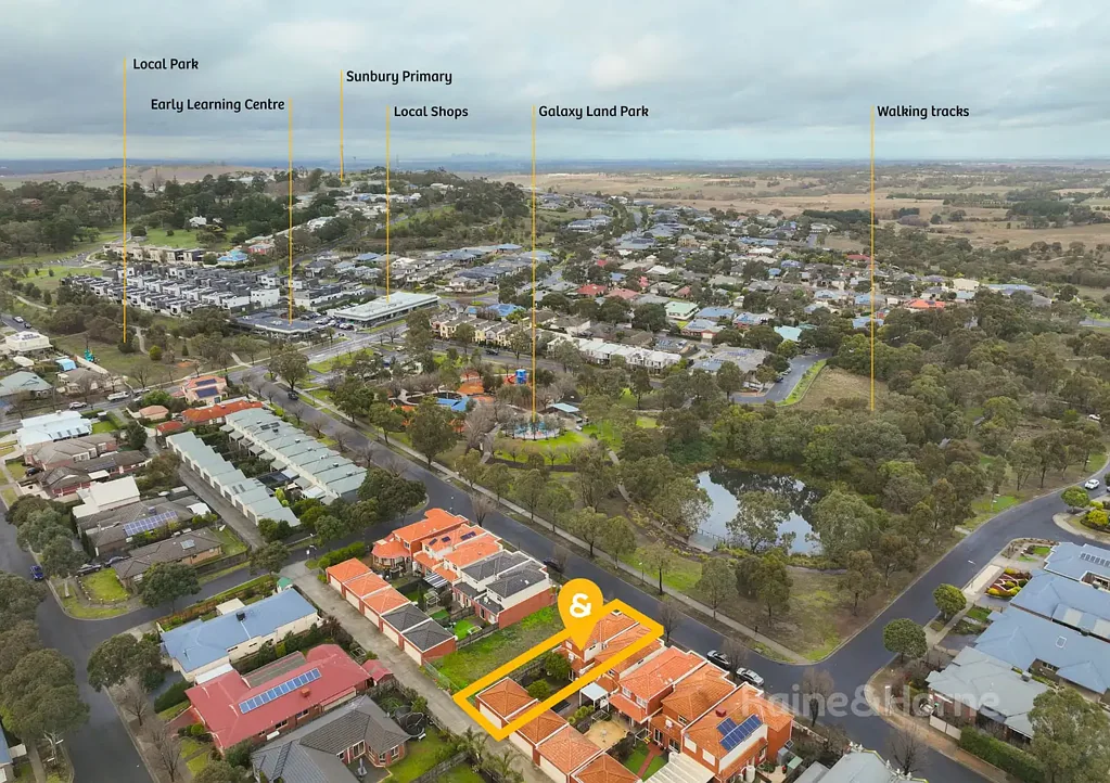 Sunbury 3 Bedroom Beautifully Appointed Home in Sought-After Jacksons Hill
