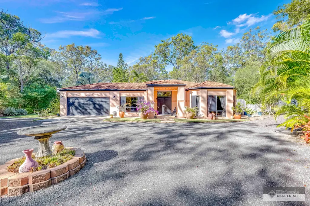 Moore Park Beach 3房  Private 5-Acre Oasis Just Minutes from Moore Park Beach