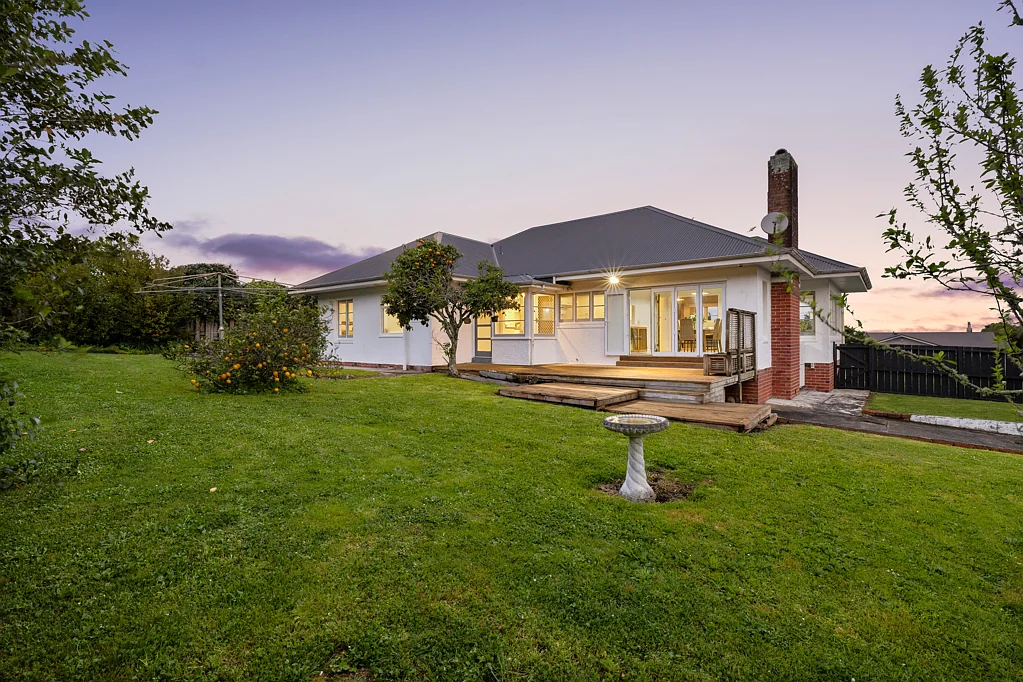 Pukekohe 3房  Elegant Family Home with Endless Potential