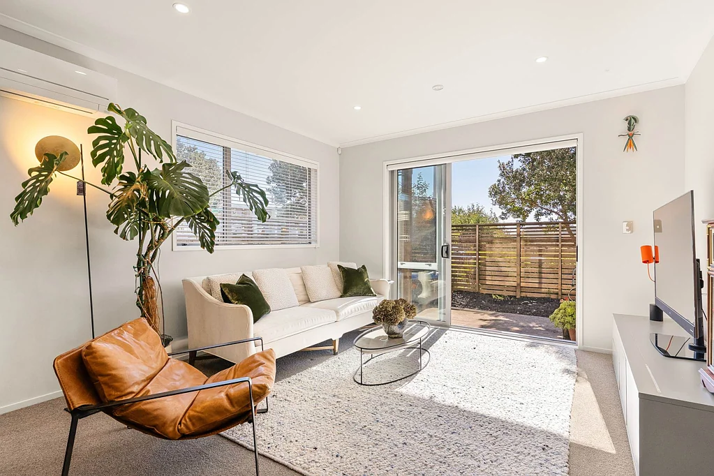 91 Glidepath Road, Hobsonville, Waitakere City, Auckland Great Area