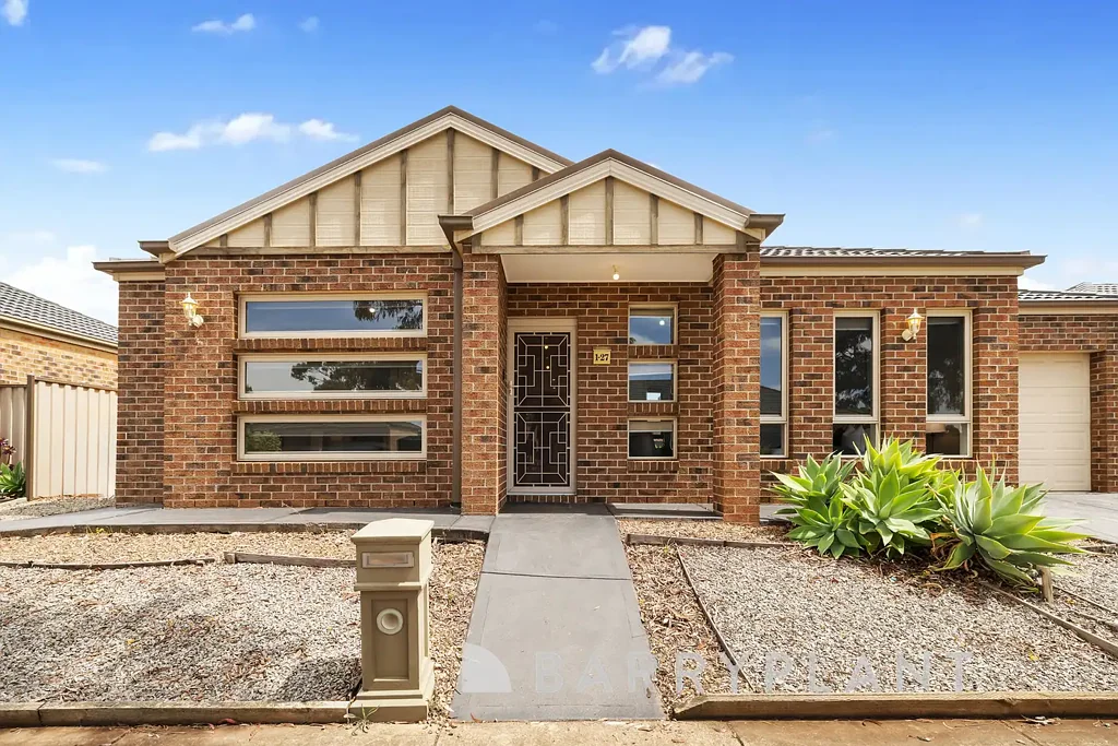 1/27 Faircroft Drive, Brookfield, VIC 3338