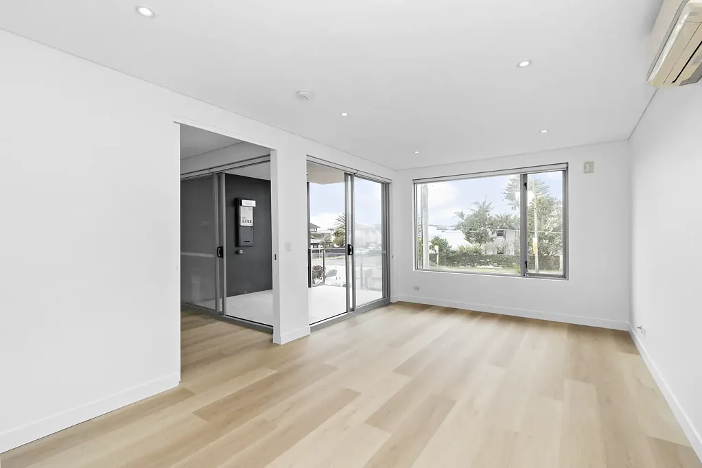 Stylish two-bedroom coastal apartment moments from Narrabeen beach