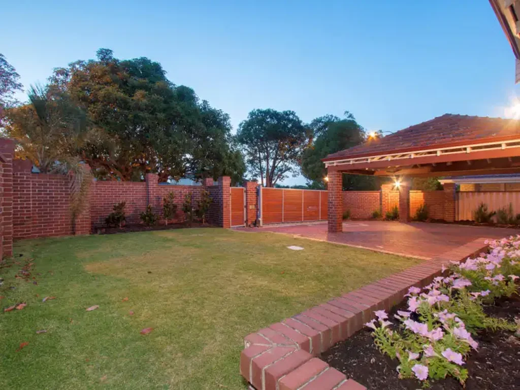 54A Reynolds Road, Mount Pleasant, WA 6153
