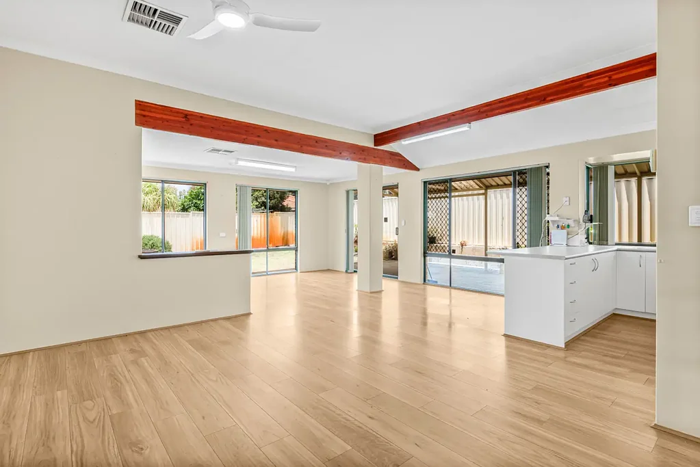 6 Borah Court, Caversham, WA 6055