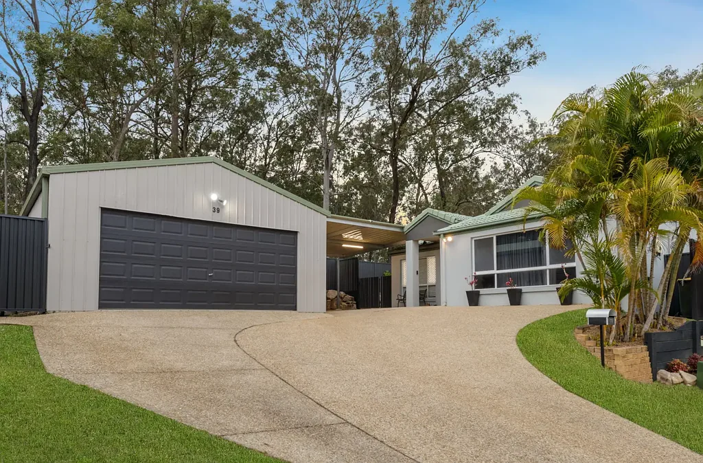 39 Glasshouse Crescent, Forest Lake, QLD 4078