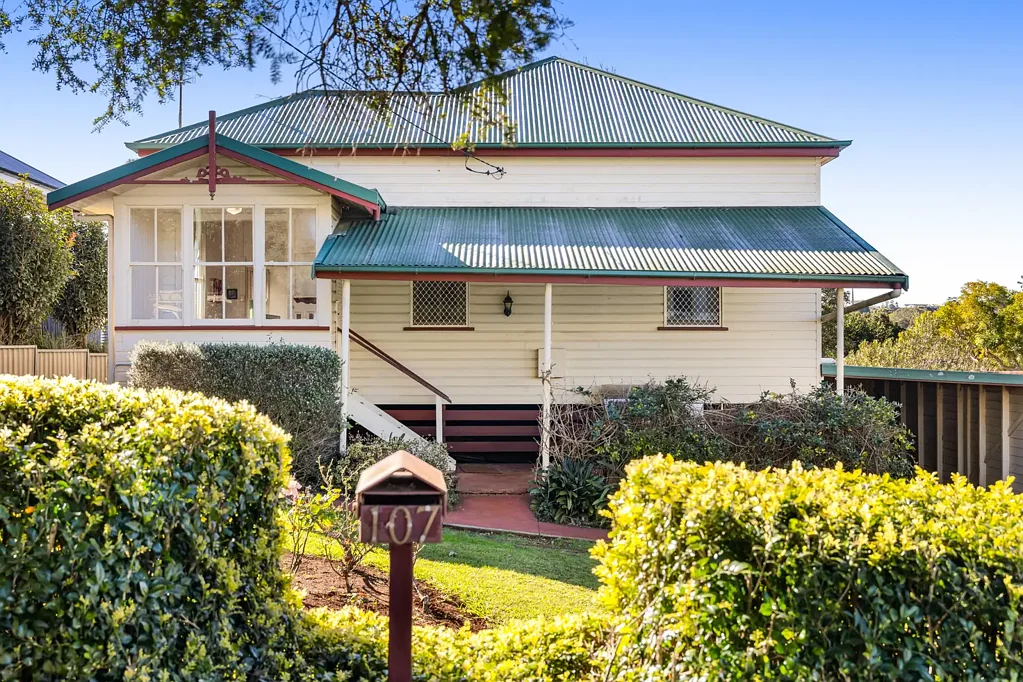South Toowoomba 3ห้องนอน Character Charm on 923m² Block