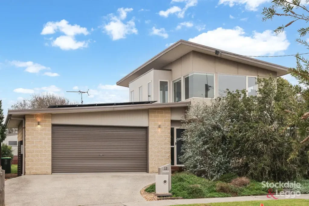 San Remo 4Zimmer Contemporary Family Living Just 140m from the Foreshore