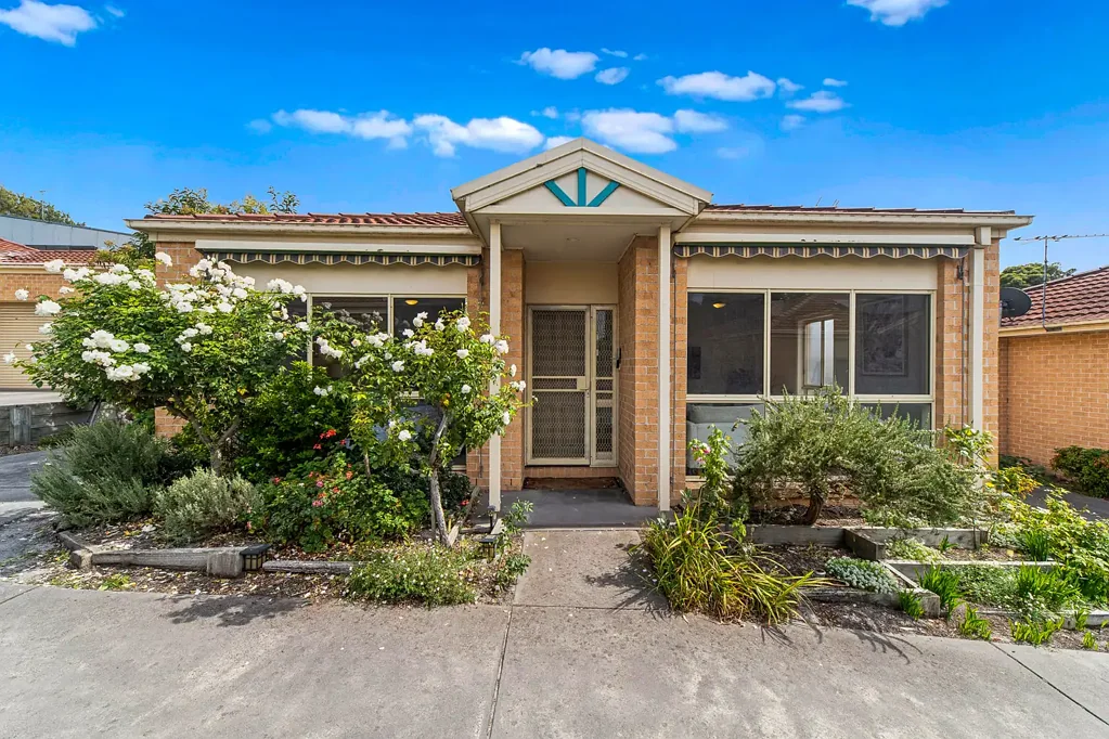 2/192 Beach Street, Frankston, VIC 3199