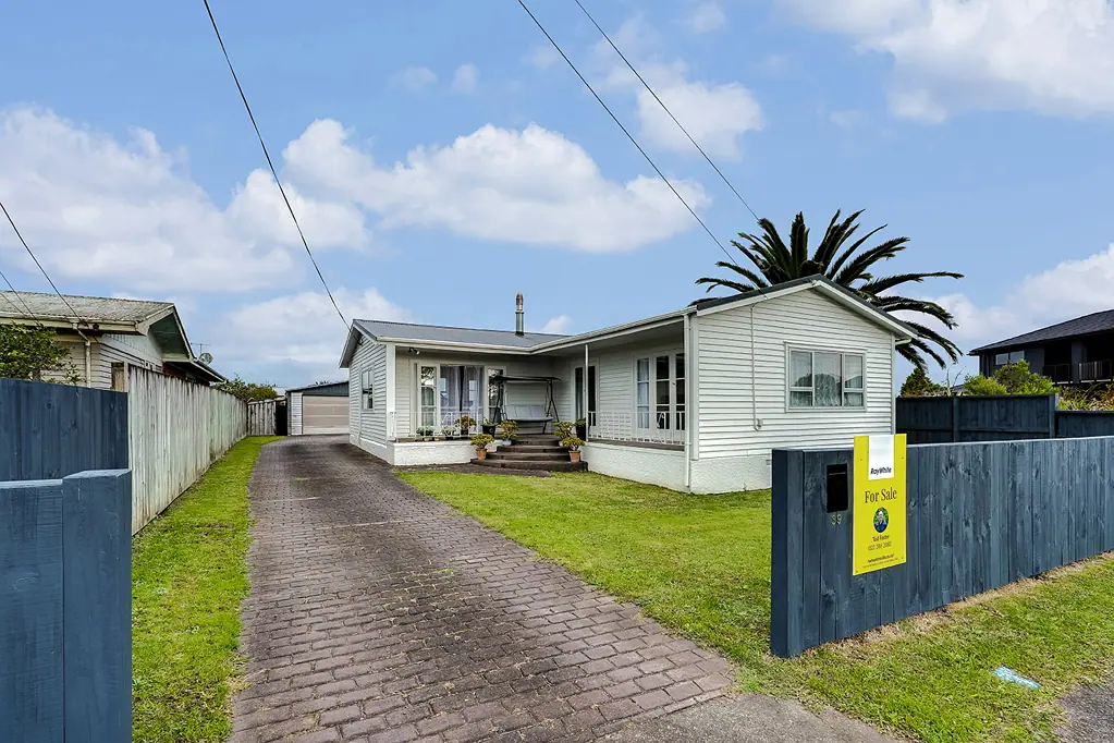 Morrinsville 4房  Modernized Living on a Massive 885m2!