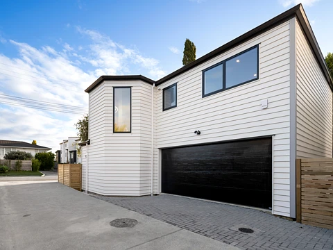 1-4/8 Deuxberry Avenue, Northcote, North Shore City, Auckland
