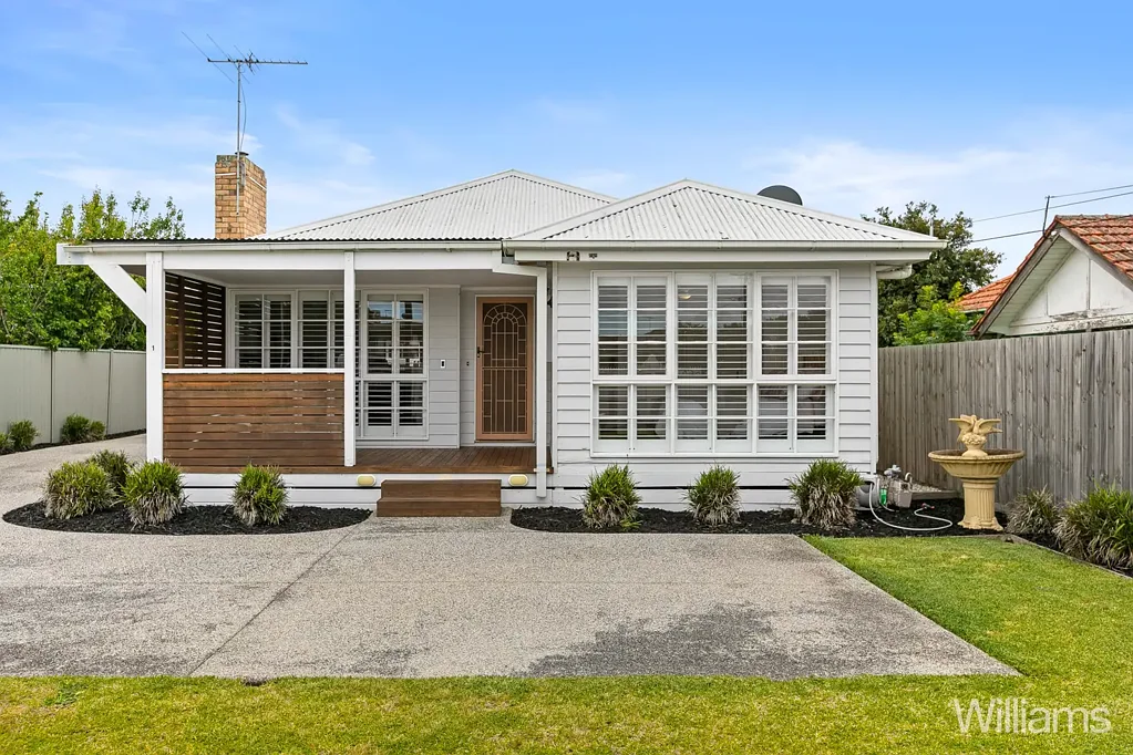 1/14 Seagull Avenue, Altona, VIC 3018