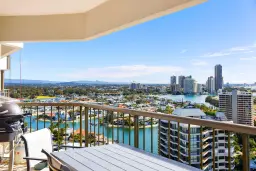 111/8 Admiralty Drive, Surfers Paradise