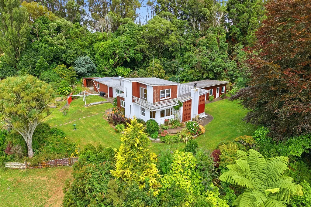 Pahiatua 4chambre A World of Its Own - TIRONUI!!