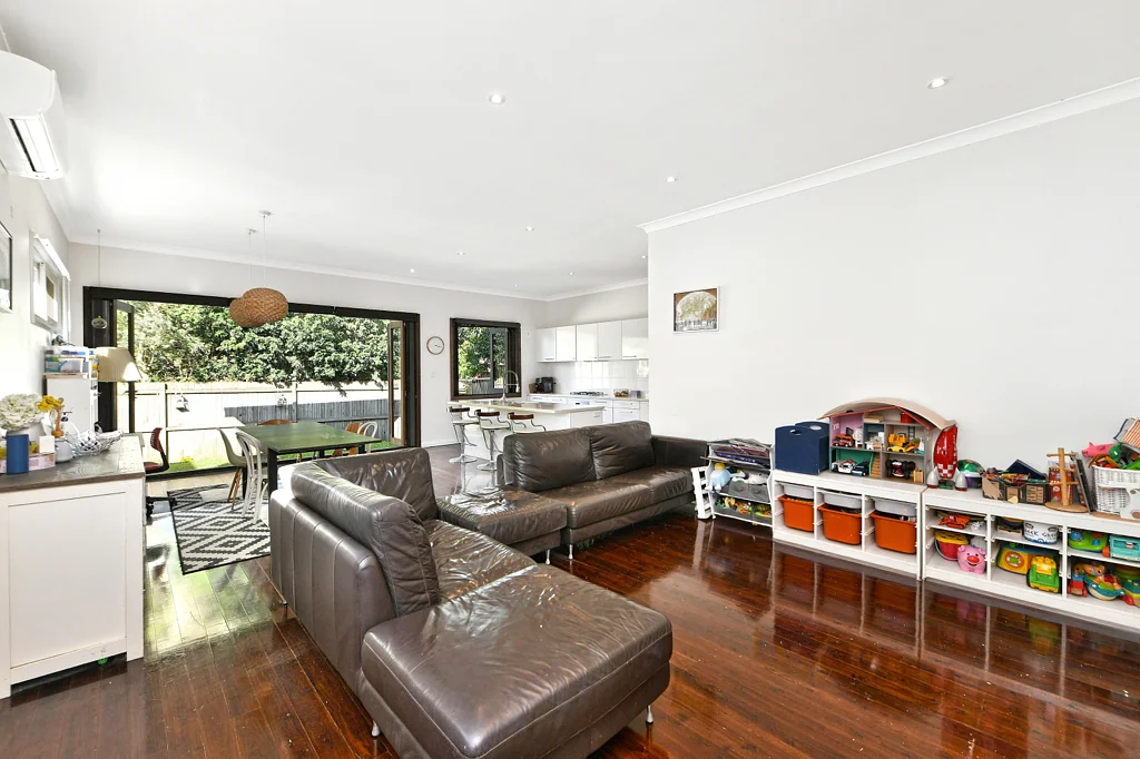 Maroubra 3 Bedroom A Reimagined Freestanding Federation Home In A Popular Parkside Setting
