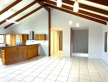 1 Adermann Drive, Kingaroy, Wide Bay, 4 ਕਮਰੇ, 2 ਬਾਥਰੂਮ, House