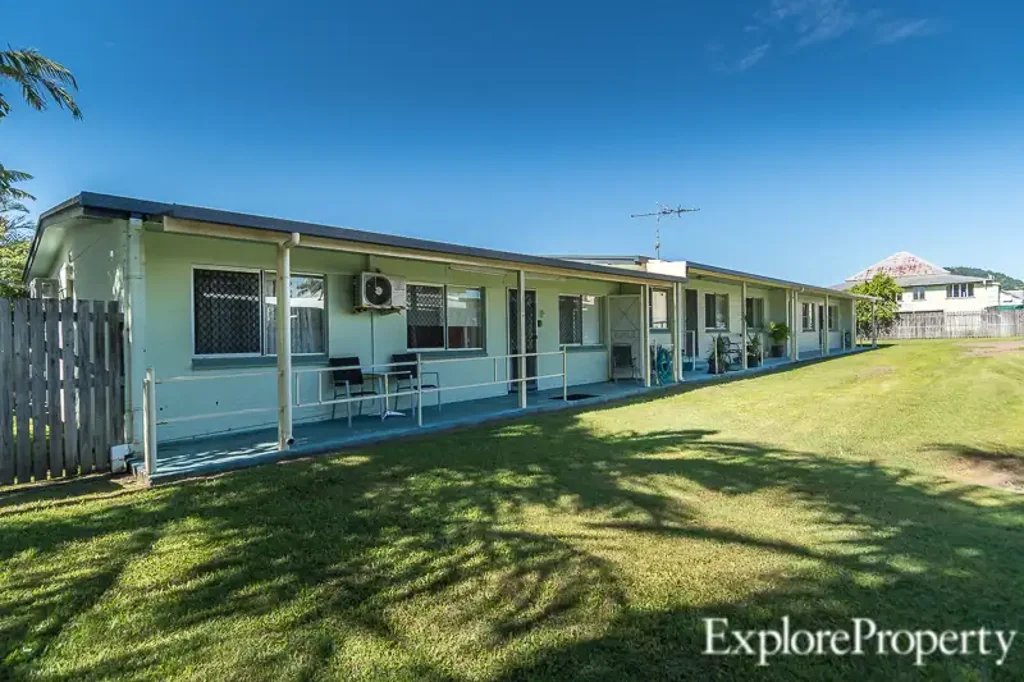 Spacious partly furnished unit