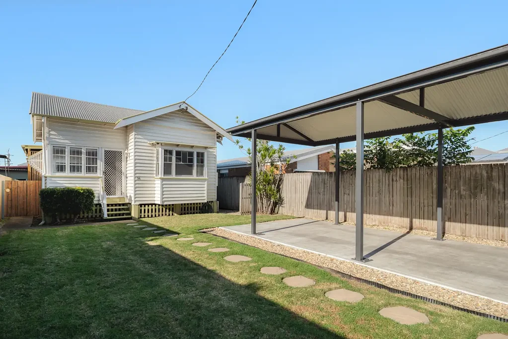 Banyo 2Moenga Beautifully Presented Workers' Cottage in Highly Desirable Banyo Location