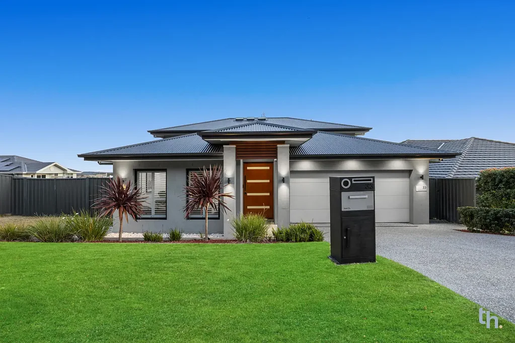33 Estelville Circuit, Cameron Park, NSW 2285