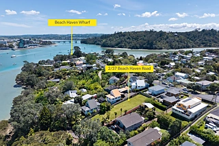 2/37 Beach Haven Road, Beach Haven, North Shore City