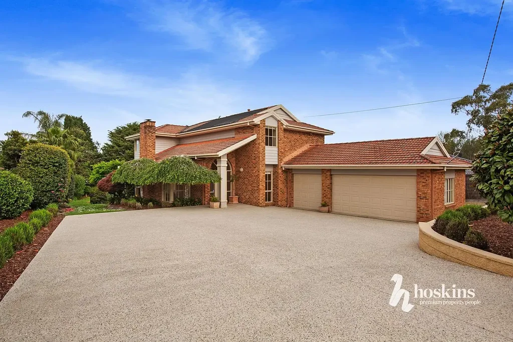 8 Smedley Road, Ringwood North, VIC 3134