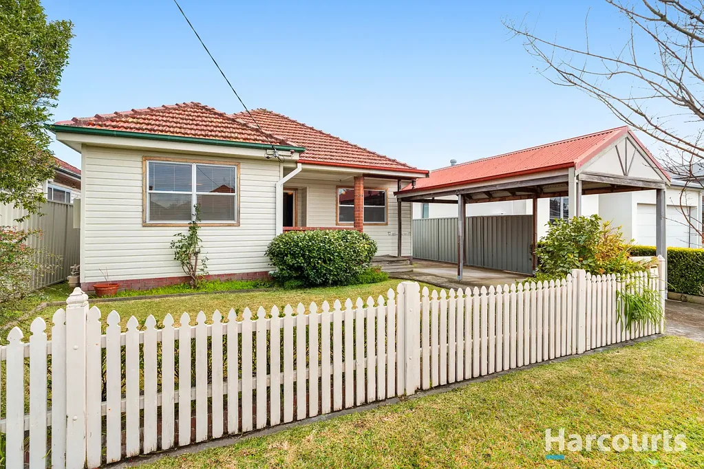 New Lambton 3ਬੈੱਡਰੂਮ Endless Charm in Endlessly Sought-After Setting