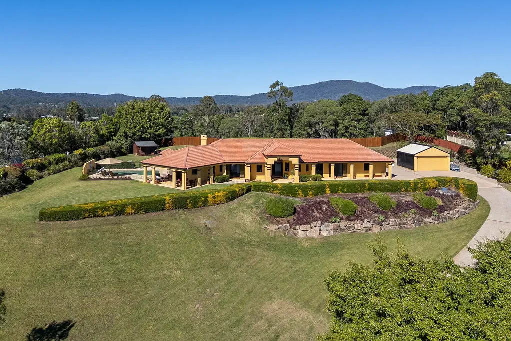 Samford Valley 4房 卓越乡村生活与山谷美景 Exceptional Country Living & Valley Views