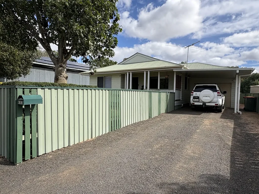 Well presented 3 Bedroom home