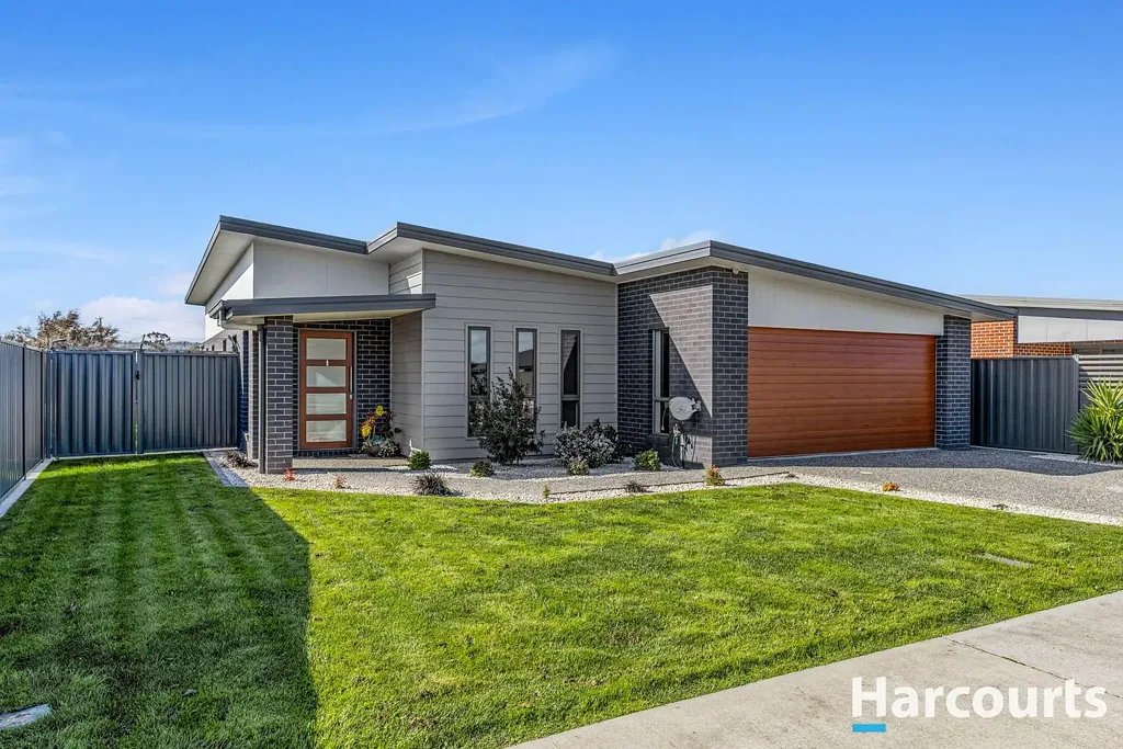 Latrobe 3房  Modern Living Made Easy - Stylish, Secure & Low Maintenance