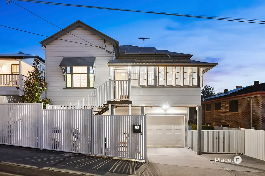 Highgate Hill 4房 尊贵奢华、卓越空间及稀有 Highgate Hill 生活方式 Elevated Luxury, Exceptional Space & a Rare Highgate Hill Lifestyle