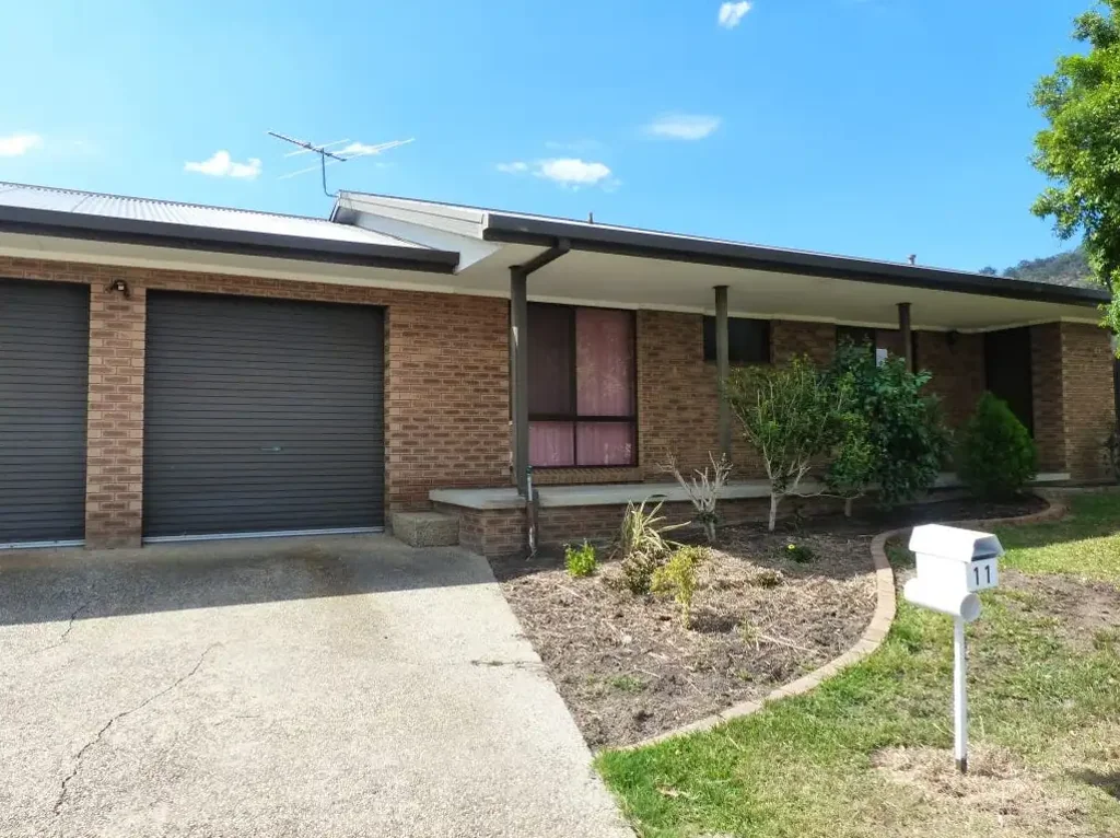 11 Darri Drive, Springdale Heights, NSW 2641