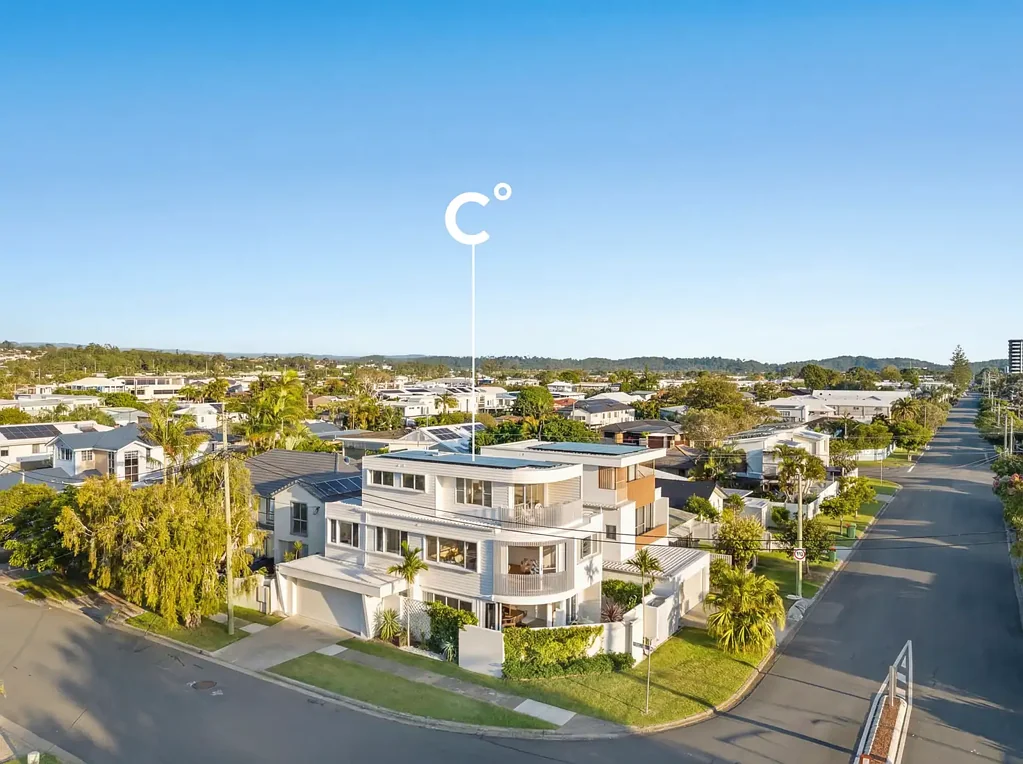 2 Cypress Terrace, Palm Beach, QLD 4221
