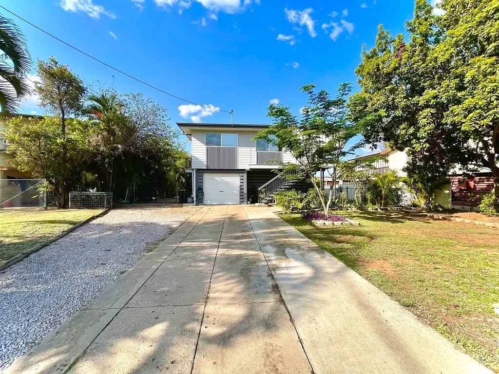 6 FLOHR Drive, Moranbah, QLD 4744