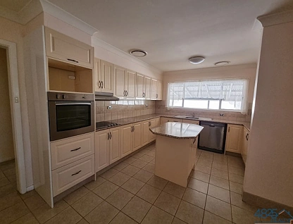 8 Emerald Street, Mount Isa, North West, 4房, 1浴, House